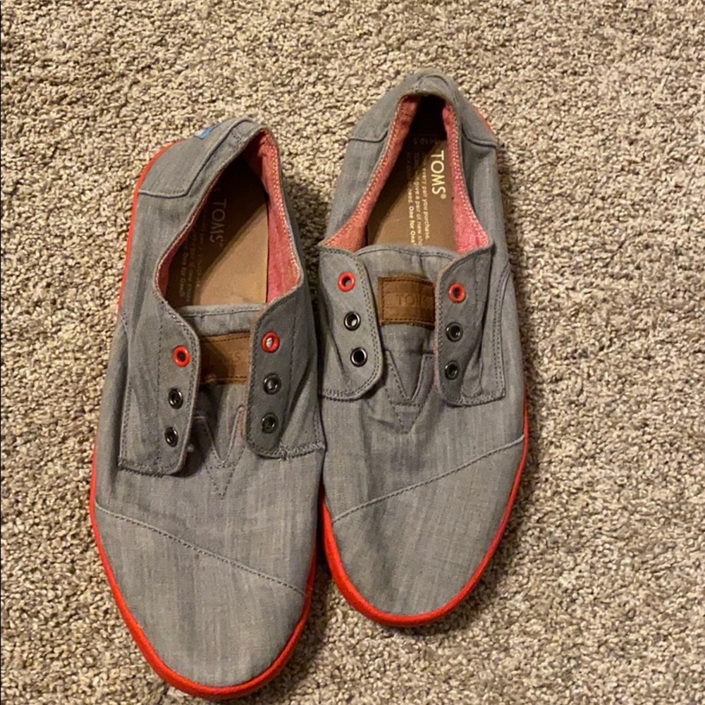 Toms men’s 10.5